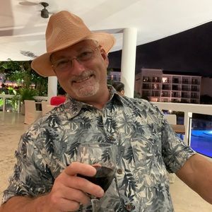 Meet your Posher, James